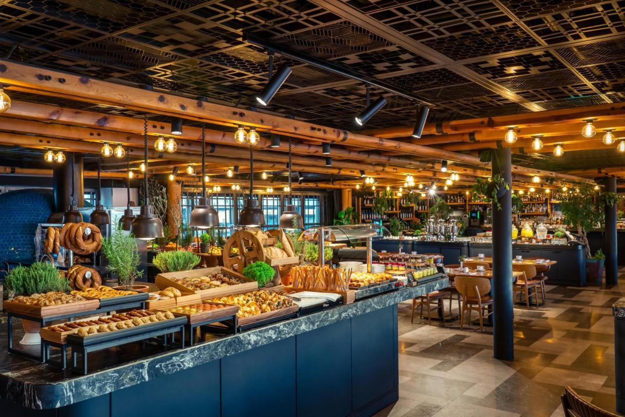 โนโวเทล อิสตันบูล บอสฟอรัส Hotel ภายนอก รูปภาพ The restaurant