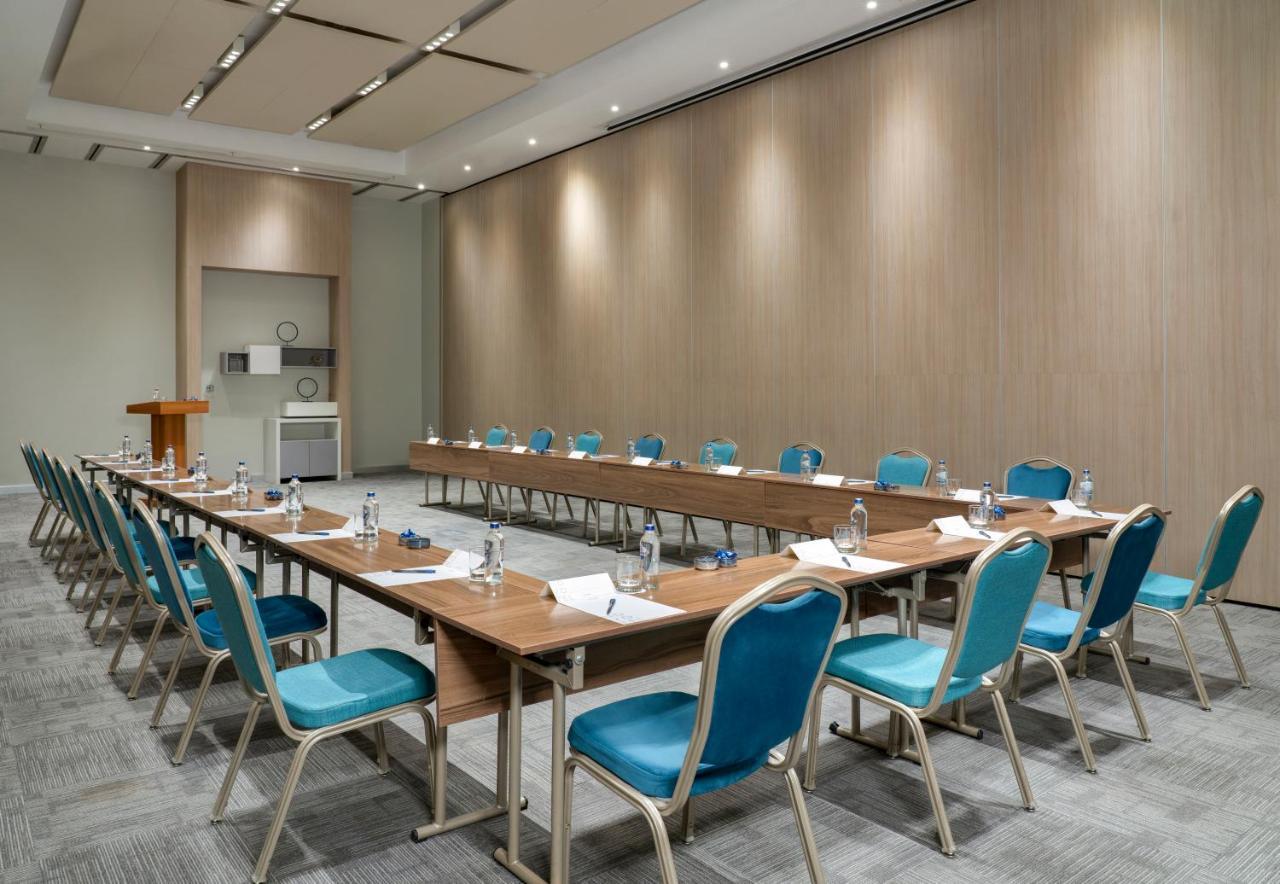 โนโวเทล อิสตันบูล บอสฟอรัส Hotel ภายนอก รูปภาพ Meeting room