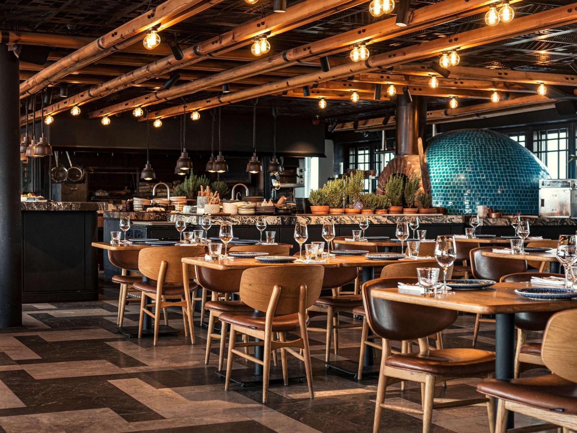 โนโวเทล อิสตันบูล บอสฟอรัส Hotel ภายนอก รูปภาพ Restaurant 21